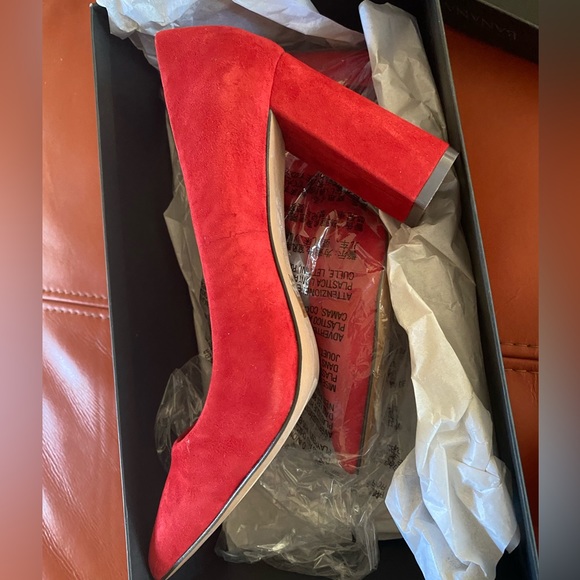 Banana Republic Red Pumps Size 7.5 - Picture 5 of 6